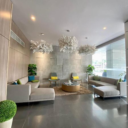 Aeon Towers Executive Suite 2Br 18Th Floor Davao Экстерьер фото