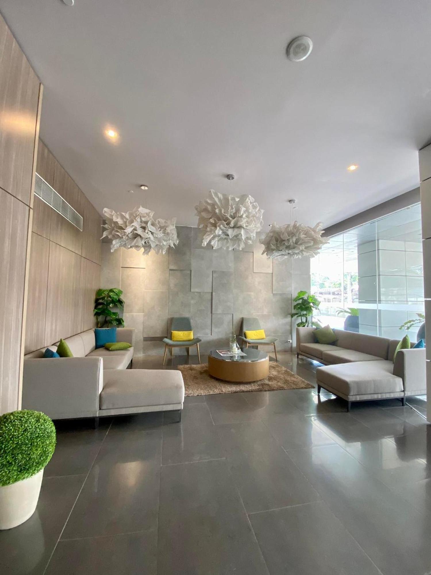 Aeon Towers Executive Suite 2Br 18Th Floor Davao Экстерьер фото